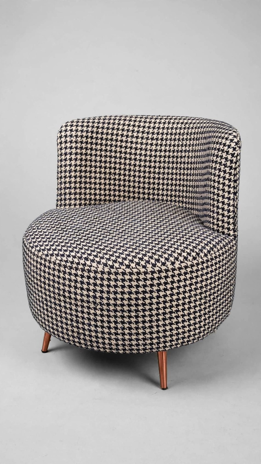Black-and-White Houndstooth Round Armchair